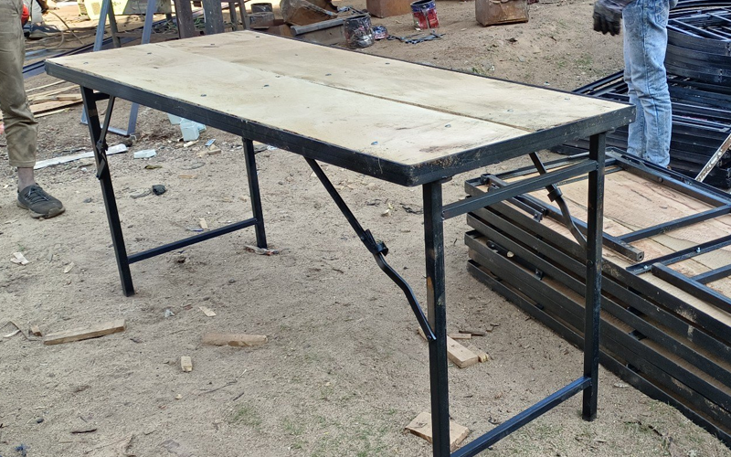 Best Tables On Rent In India